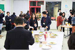 懇親会の様子